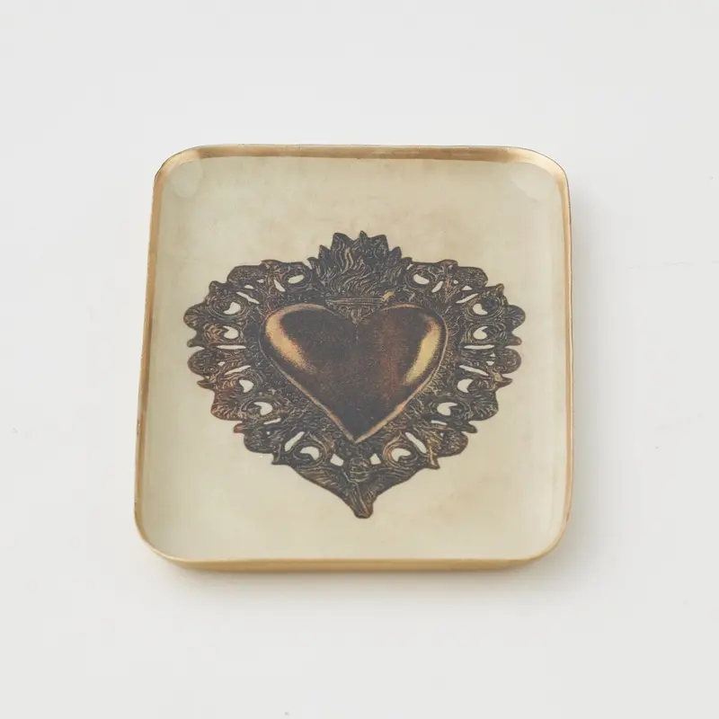 Pilbeam Beloved Rectangular Serving Tray – Compact & Stylish 1